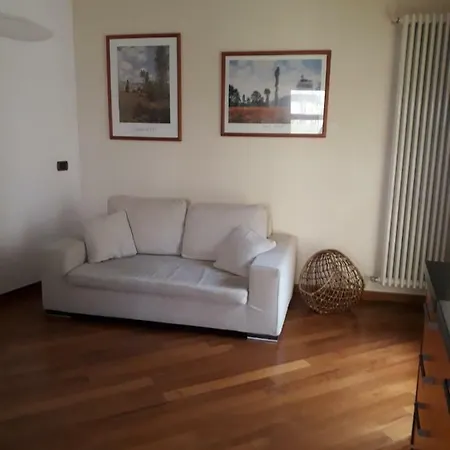 בית נופש Casa Vacanze L'edera Oliveto Lario